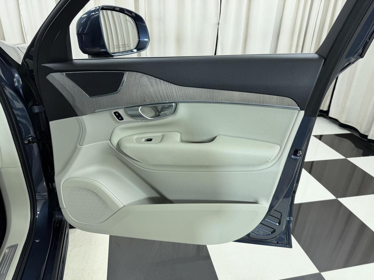 2024 Volvo XC90 Plus Bright Theme Annapolis MD