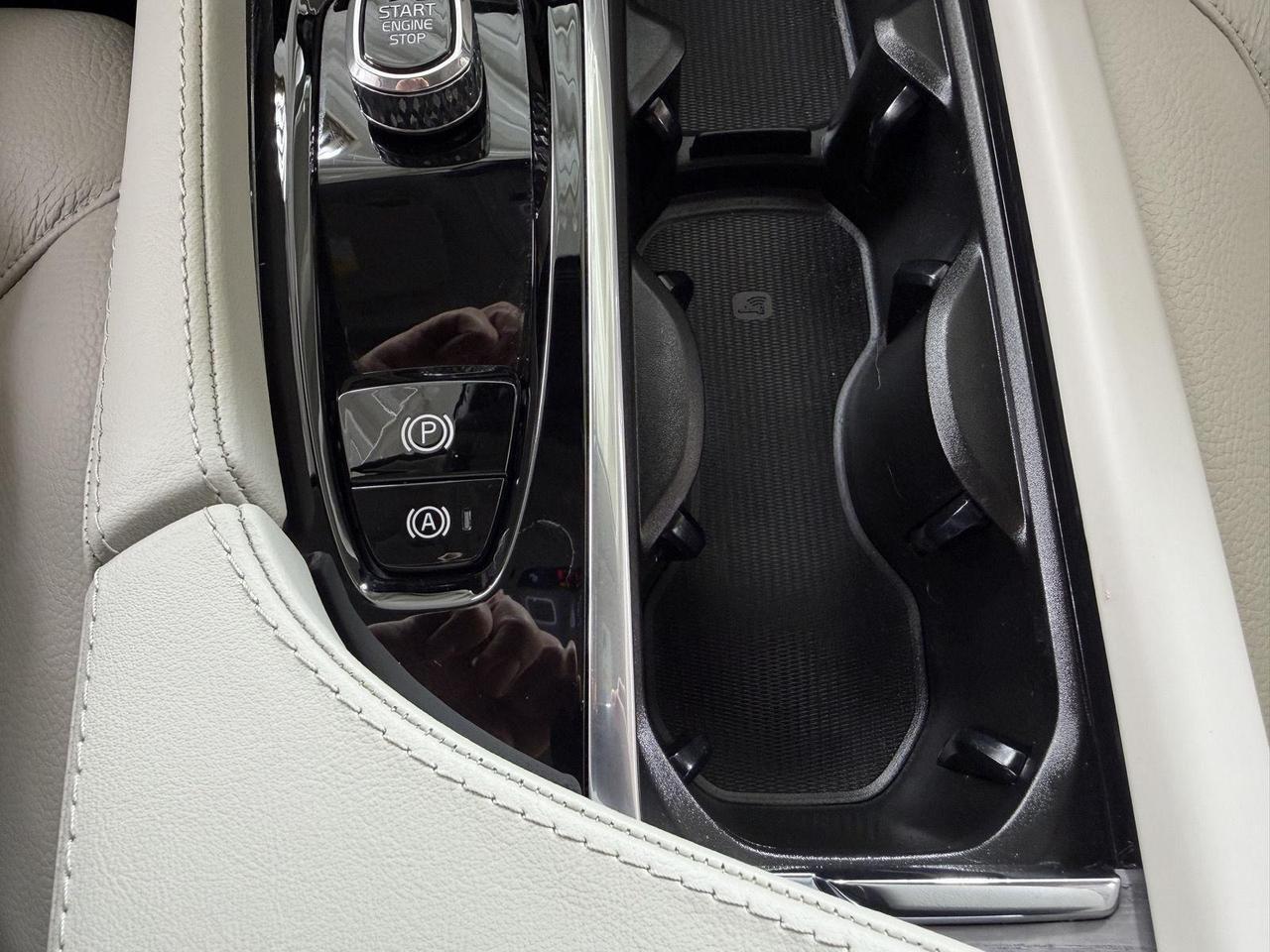2024 Volvo XC90 Plus Bright Theme Annapolis MD