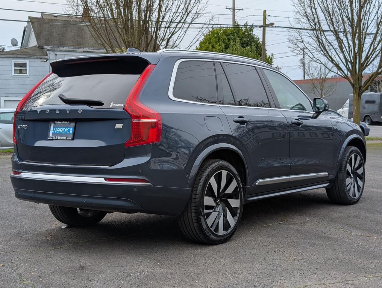 2024 Volvo XC90 Recharge PHEV Hybrid AWD ULTIMATE | 455hp, Bowers & Wilkins Premium Audio, Pilot Asst, 360° Cam & Climate Sea Portland OR