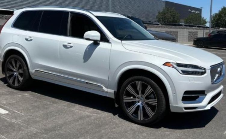 2024 Volvo XC90 Recharge Plug-In Hybrid T8 Plus 6 Passenger