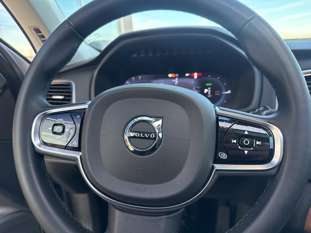 2024 Volvo XC90 Recharge Plug-In Hybrid T8 Plus 6 Passenger Bend OR