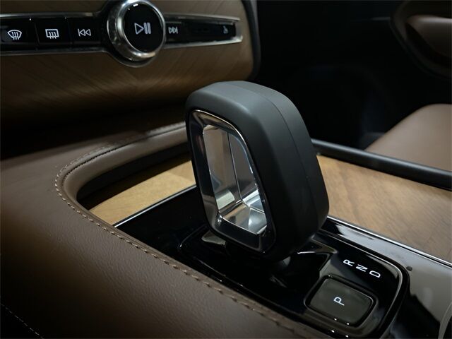 2024 Volvo XC90 Recharge Plug-In Hybrid T8 Plus Bright Theme 7 Passenger Dallas TX