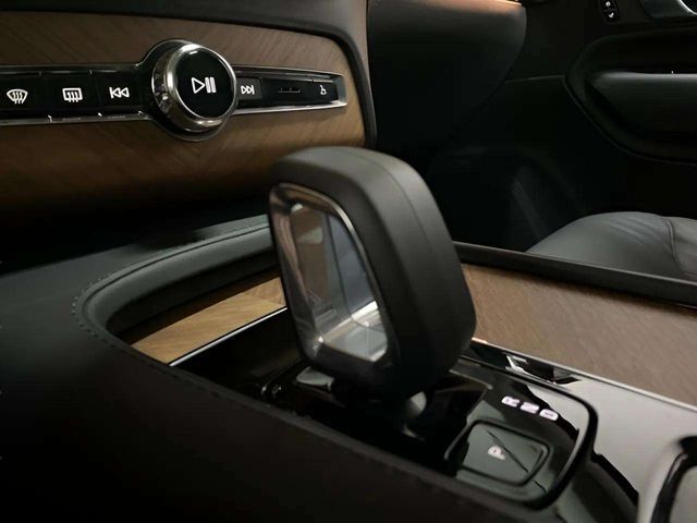 2024 Volvo XC90 Recharge Plug-In Hybrid T8 Plus Bright Theme 7 Passenger Dallas TX