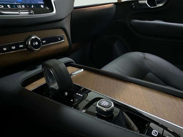 2024 Volvo XC90 Recharge Plug-In Hybrid T8 Plus Bright Theme 7 Passenger Dallas TX