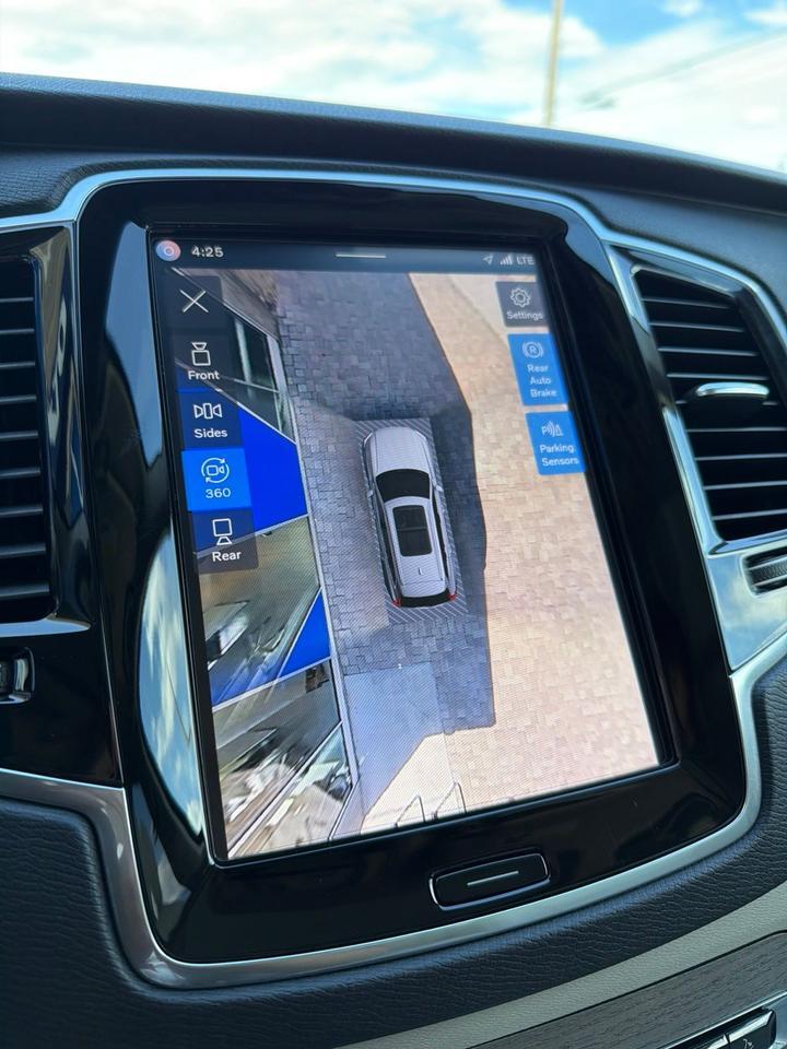 2024 Volvo XC90 Recharge Plug-In Hybrid T8 Plus Bright Theme 7 Passenger Bend OR