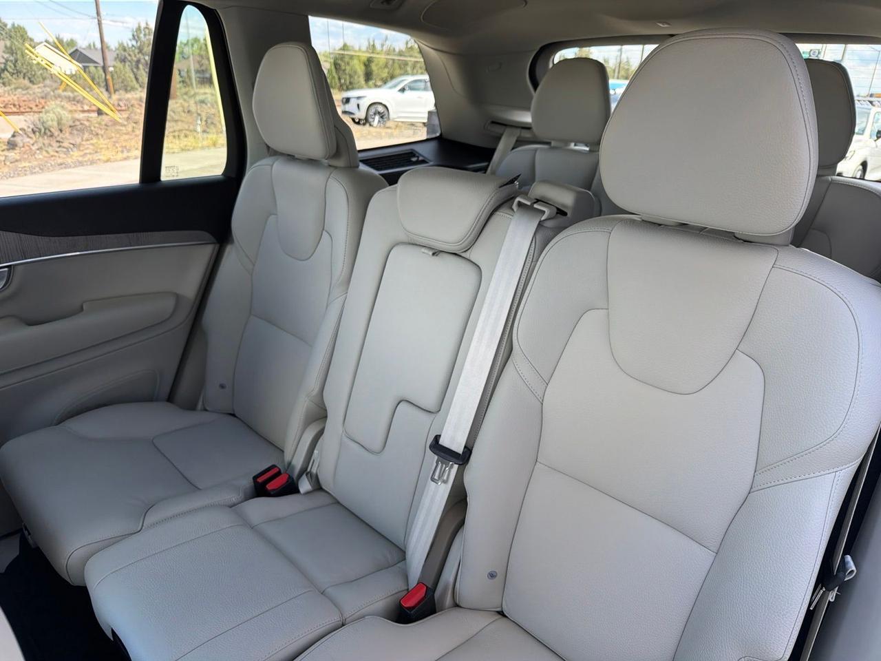 2024 Volvo XC90 Recharge Plug-In Hybrid T8 Plus Bright Theme 7 Passenger Bend OR