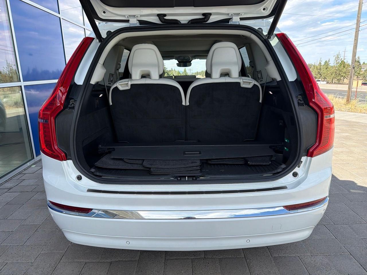 2024 Volvo XC90 Recharge Plug-In Hybrid T8 Plus Bright Theme 7 Passenger Bend OR