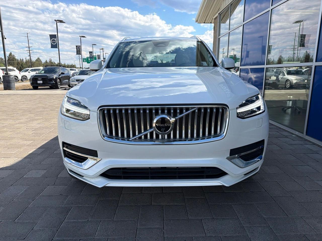 2024 Volvo XC90 Recharge Plug-In Hybrid T8 Plus Bright Theme 7 Passenger Bend OR
