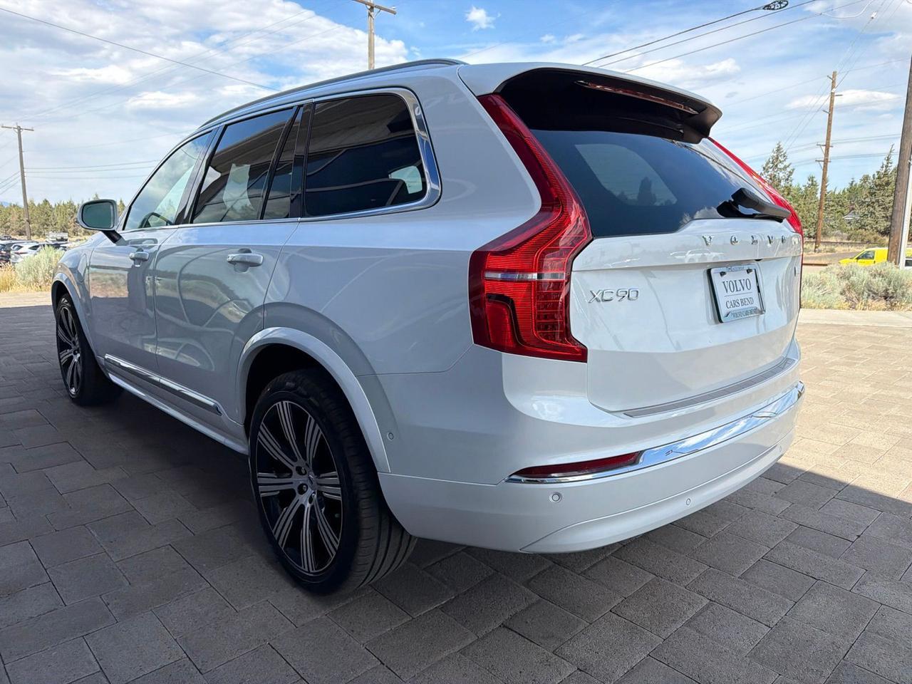 2024 Volvo XC90 Recharge Plug-In Hybrid T8 Plus Bright Theme 7 Passenger Bend OR