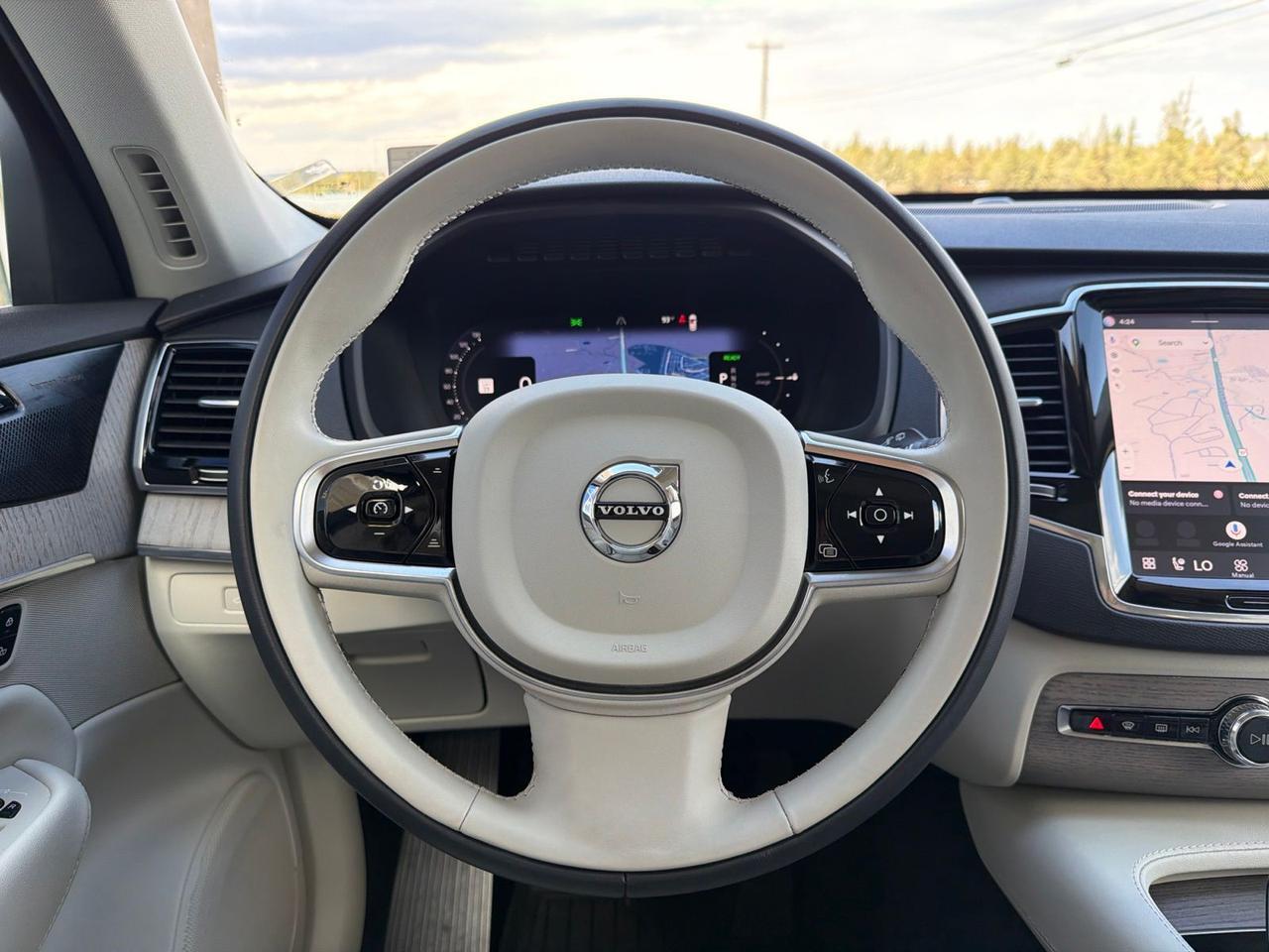 2024 Volvo XC90 Recharge Plug-In Hybrid T8 Plus Bright Theme 7 Passenger Bend OR