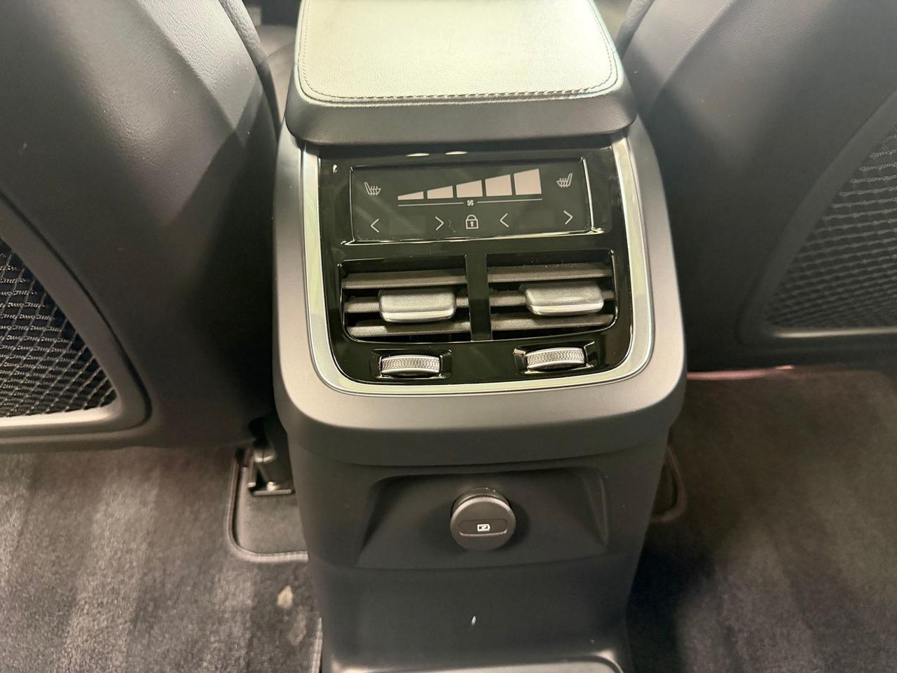 2024 Volvo XC90 Recharge Plug-In Hybrid T8 Plus Bright Theme 7 Passenger Annapolis MD
