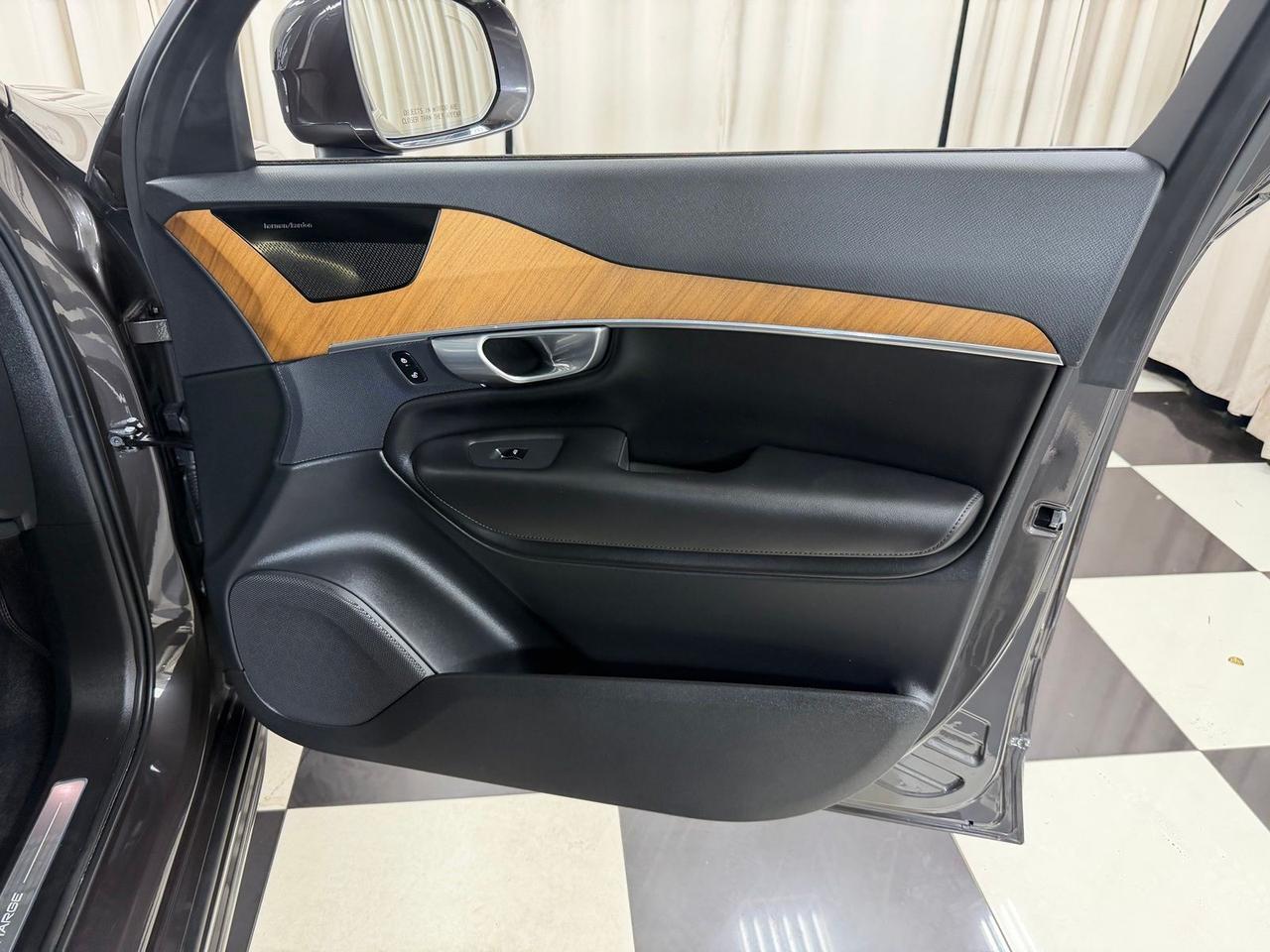 2024 Volvo XC90 Recharge Plug-In Hybrid T8 Plus Bright Theme 7 Passenger Annapolis MD