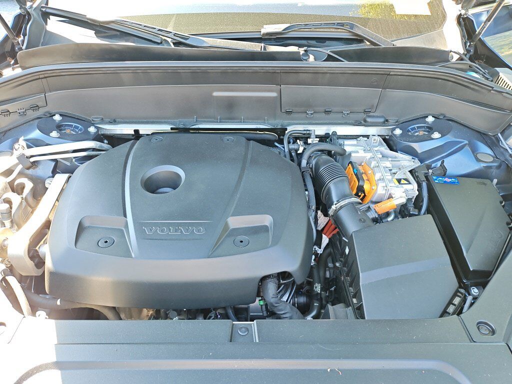 2024 Volvo XC90 Recharge Plug-In Hybrid T8 Plus Bright Theme 7 Passenger Hunt Valley MD