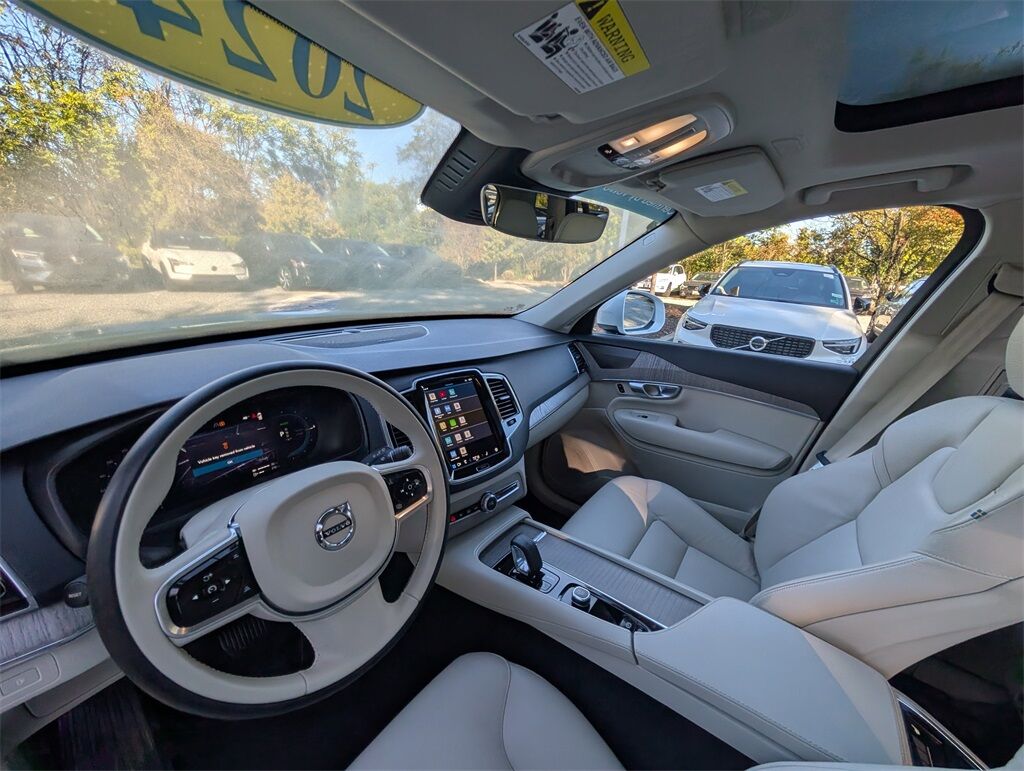 2024 Volvo XC90 Recharge Plug-In Hybrid T8 Plus Bright Theme 7 Passenger Hunt Valley MD