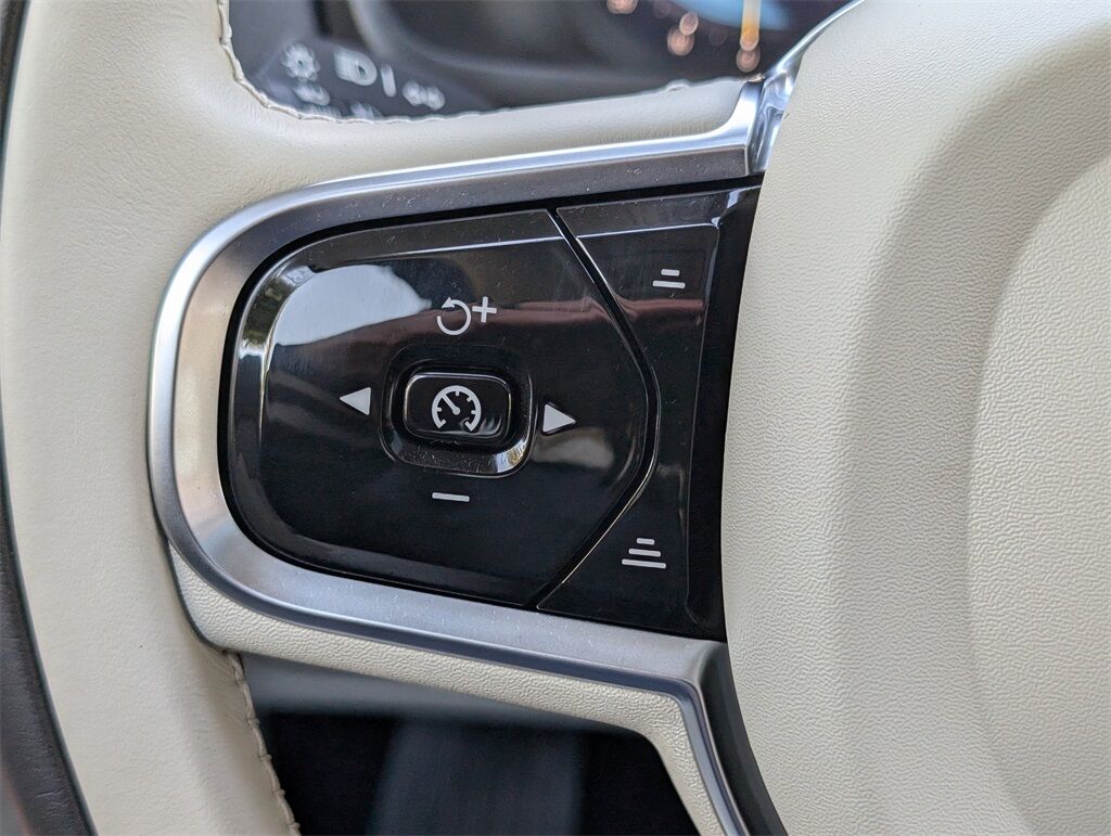 2024 Volvo XC90 Recharge Plug-In Hybrid T8 Plus Bright Theme 7 Passenger Hunt Valley MD