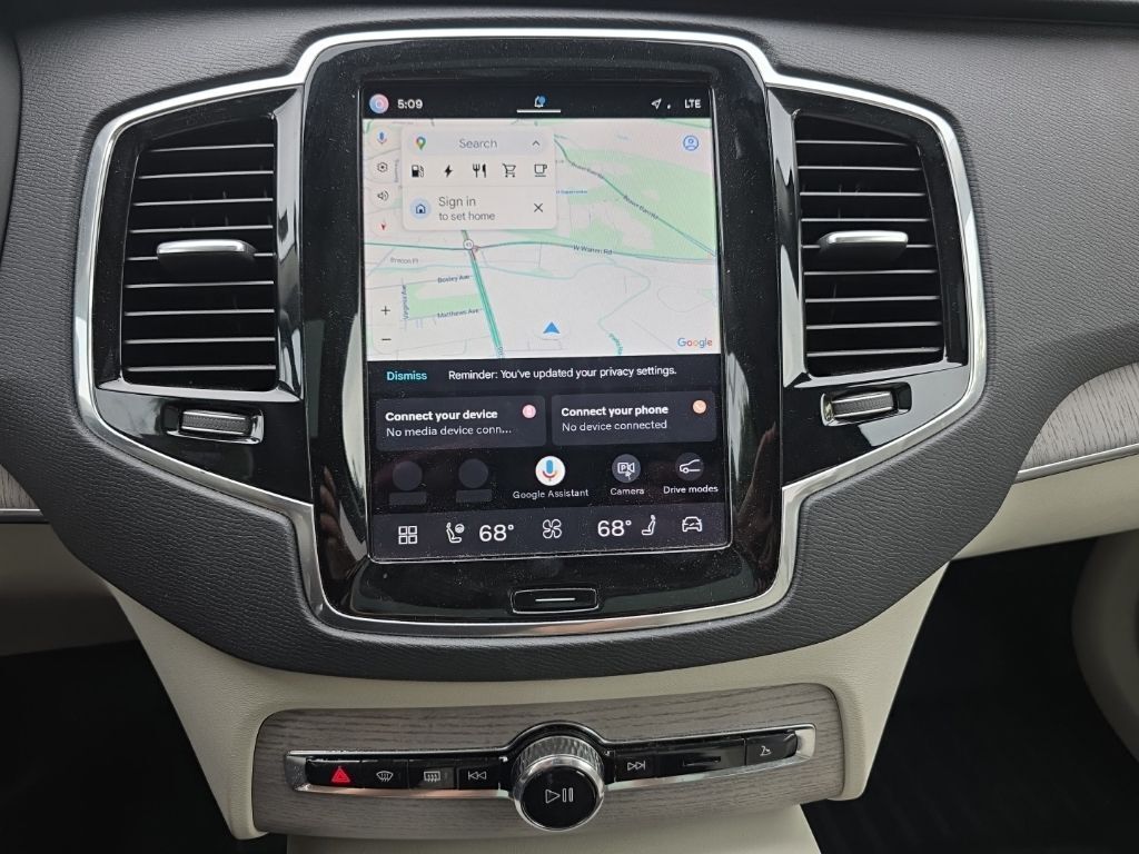 2024 Volvo XC90 Recharge Plug-In Hybrid T8 Plus Bright Theme 7 Passenger Hunt Valley MD