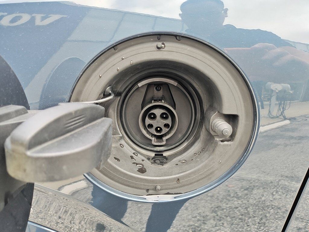 2024 Volvo XC90 Recharge Plug-In Hybrid T8 Plus Bright Theme 7 Passenger Hunt Valley MD