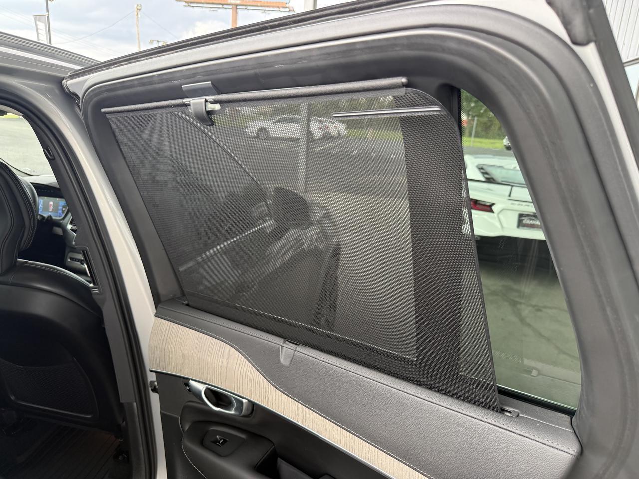 2024 Volvo XC90 Recharge Plug-In Hybrid Ultimate Bright Theme Knoxville TN