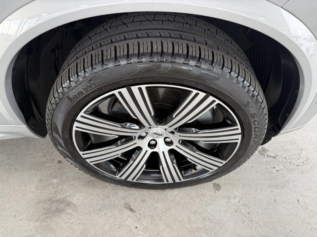 2024 Volvo XC90 Recharge Plug-In Hybrid Ultimate Bright Theme Knoxville TN