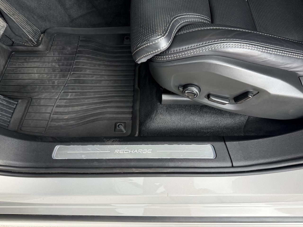 2024 Volvo XC90 Recharge Plug-In Hybrid Ultimate Bright Theme Knoxville TN