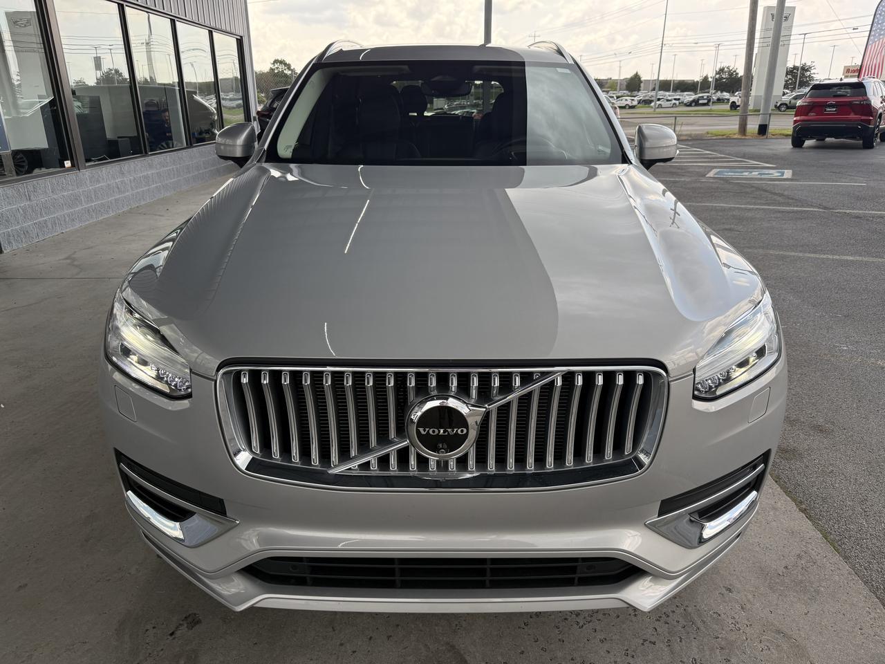 2024 Volvo XC90 Recharge Plug-In Hybrid Ultimate Bright Theme Knoxville TN