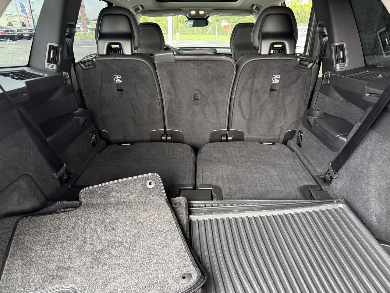 2024 Volvo XC90 Recharge Plug-In Hybrid Ultimate Bright Theme Knoxville TN