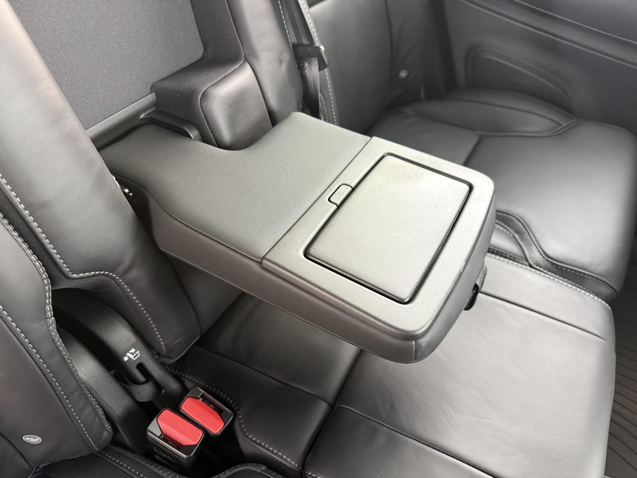 2024 Volvo XC90 Recharge Plug-In Hybrid Ultimate Bright Theme Knoxville TN
