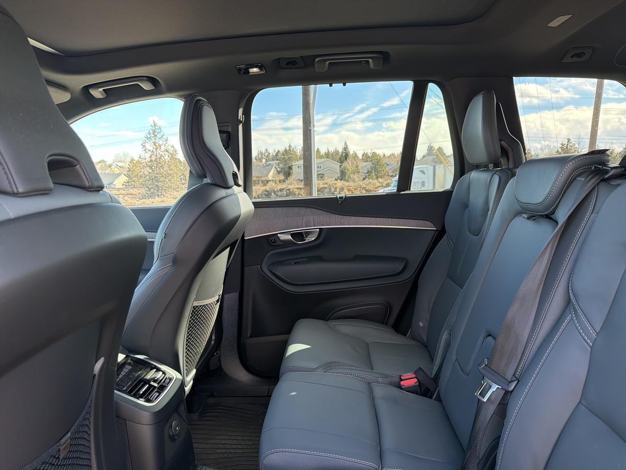 2024 Volvo XC90 Recharge Plug-In Hybrid Ultimate Bend OR