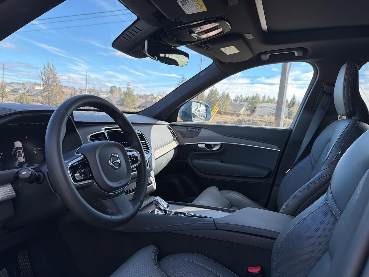 2024 Volvo XC90 Recharge Plug-In Hybrid Ultimate Bend OR