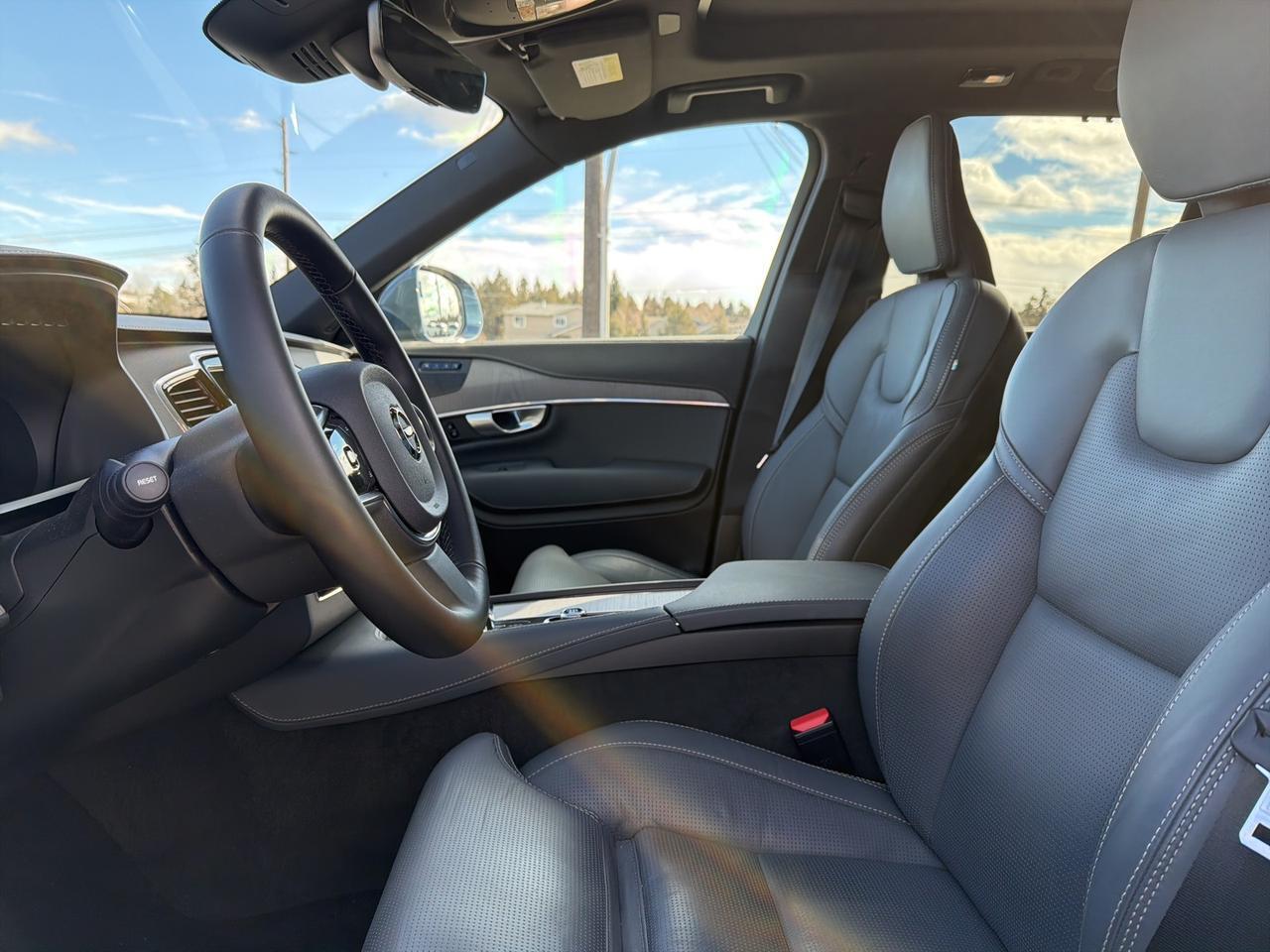 2024 Volvo XC90 Recharge Plug-In Hybrid Ultimate Bend OR