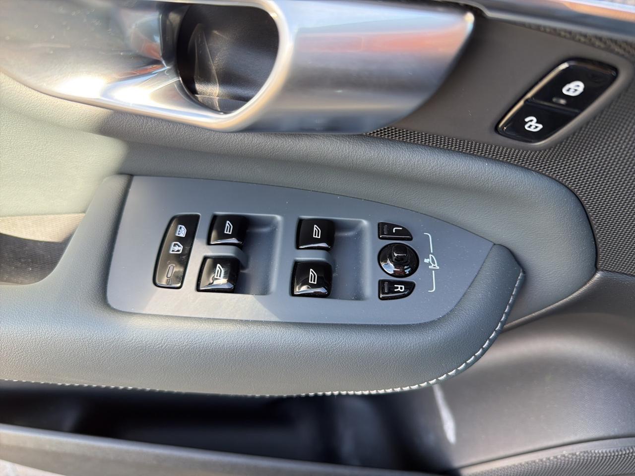 2024 Volvo XC90 Recharge Plug-In Hybrid Ultimate Bend OR