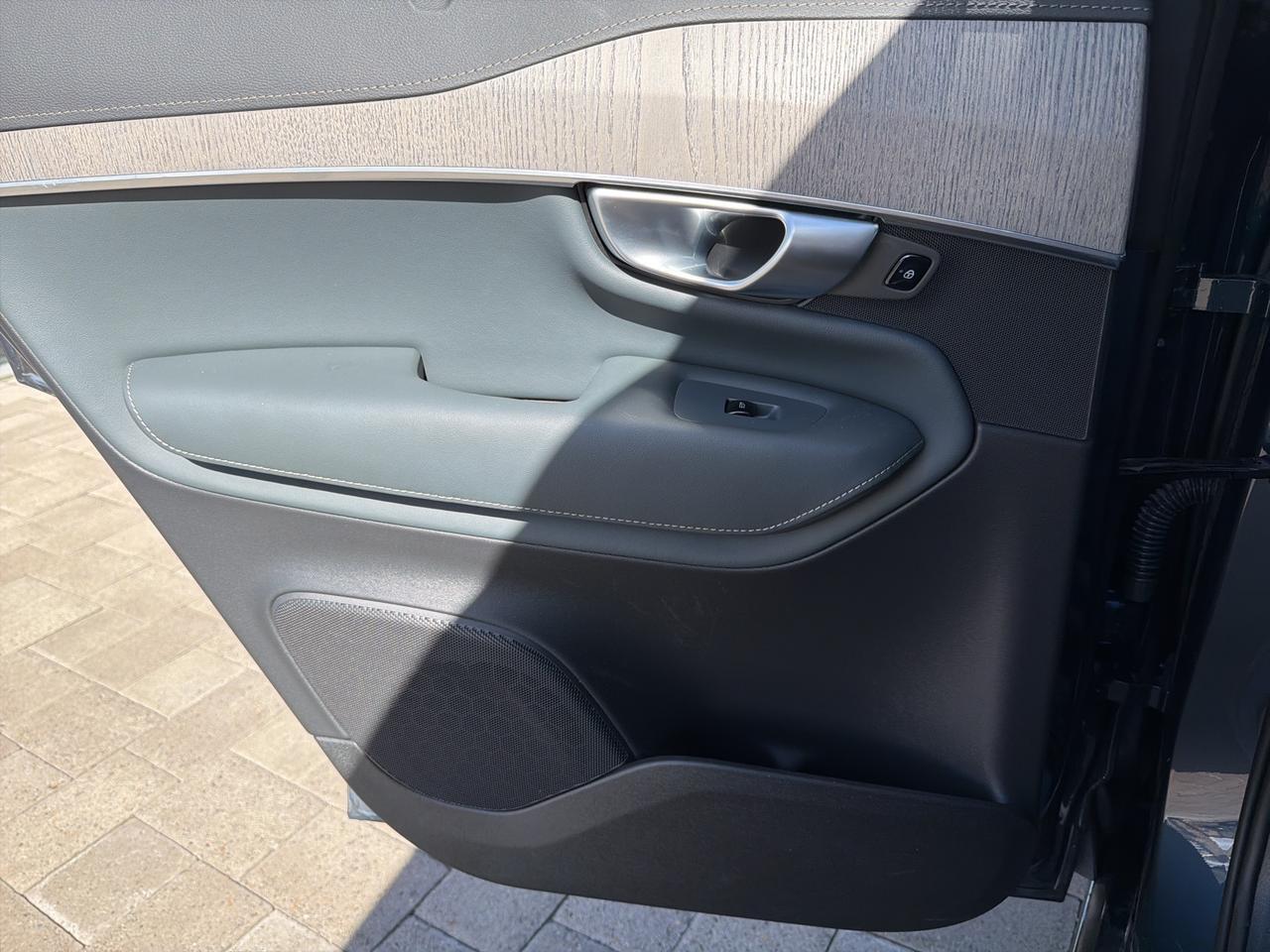 2024 Volvo XC90 Recharge Plug-In Hybrid Ultimate Bend OR