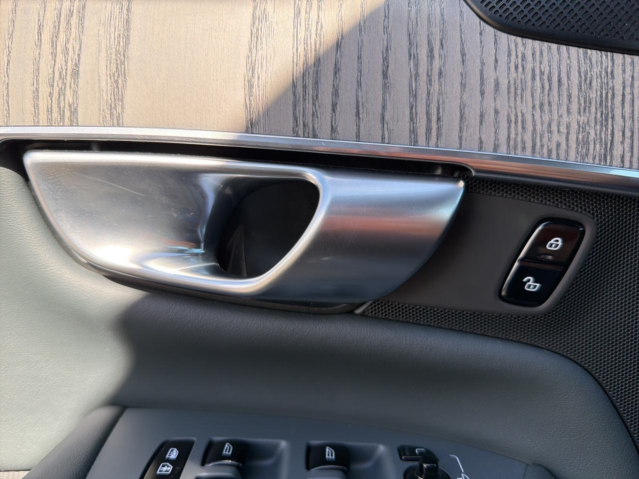 2024 Volvo XC90 Recharge Plug-In Hybrid Ultimate Bend OR