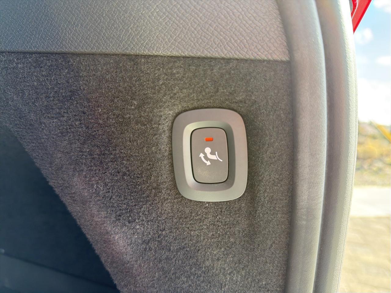 2024 Volvo XC90 Recharge Plug-In Hybrid Ultimate Bend OR