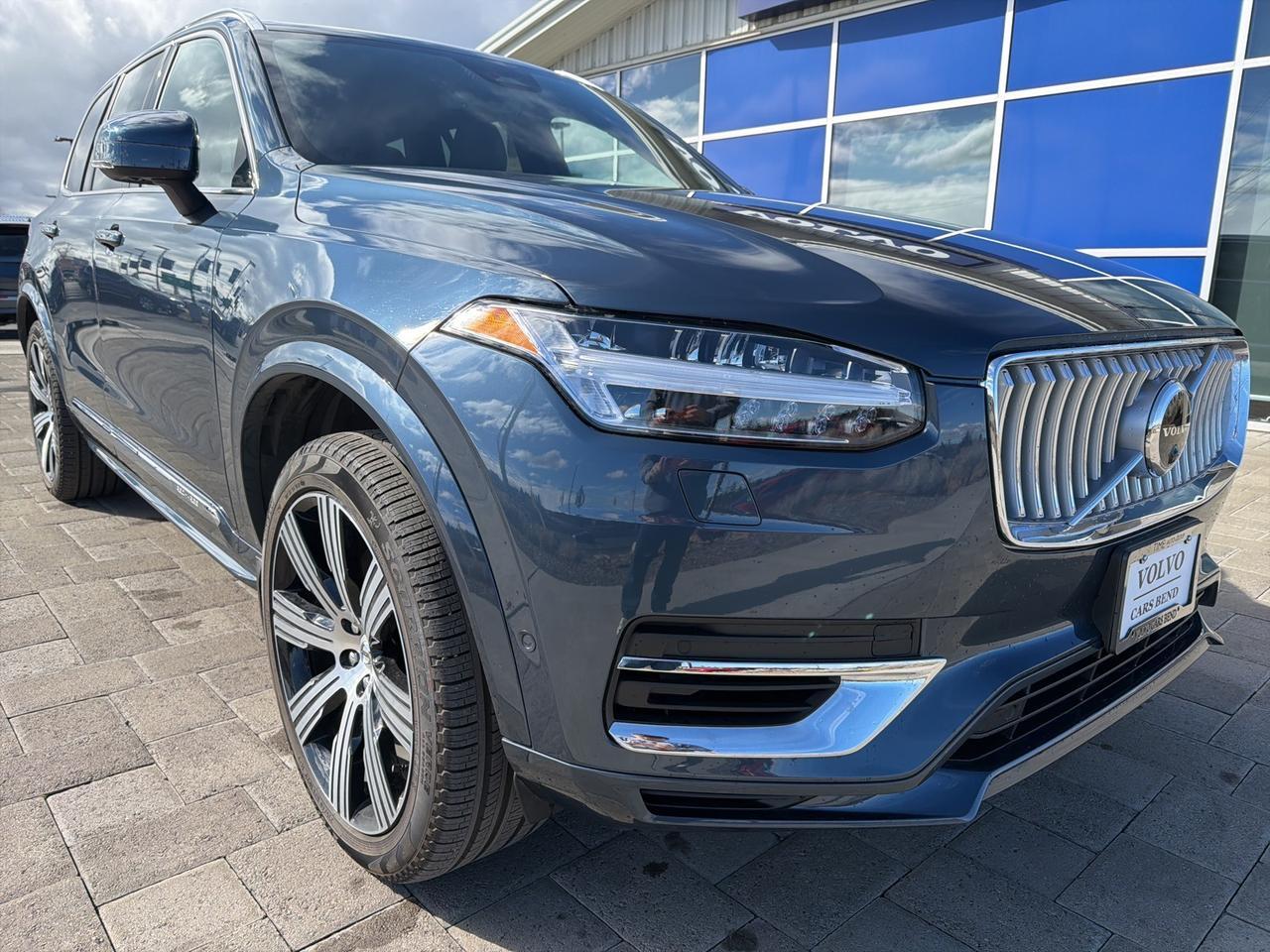 2024 Volvo XC90 Recharge Plug-In Hybrid Ultimate