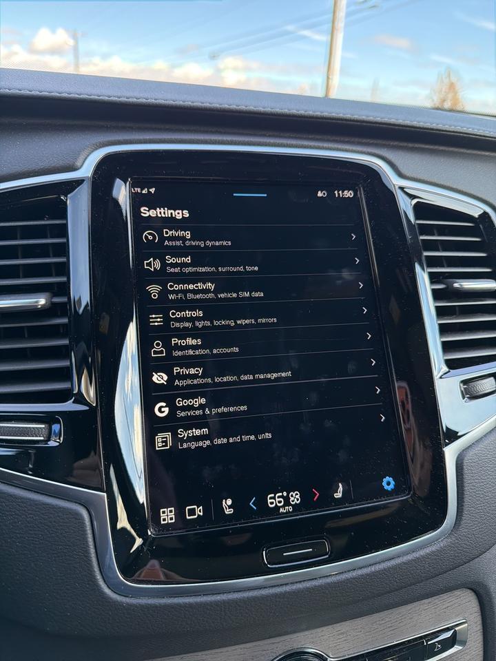 2024 Volvo XC90 Recharge Plug-In Hybrid Ultimate Bend OR