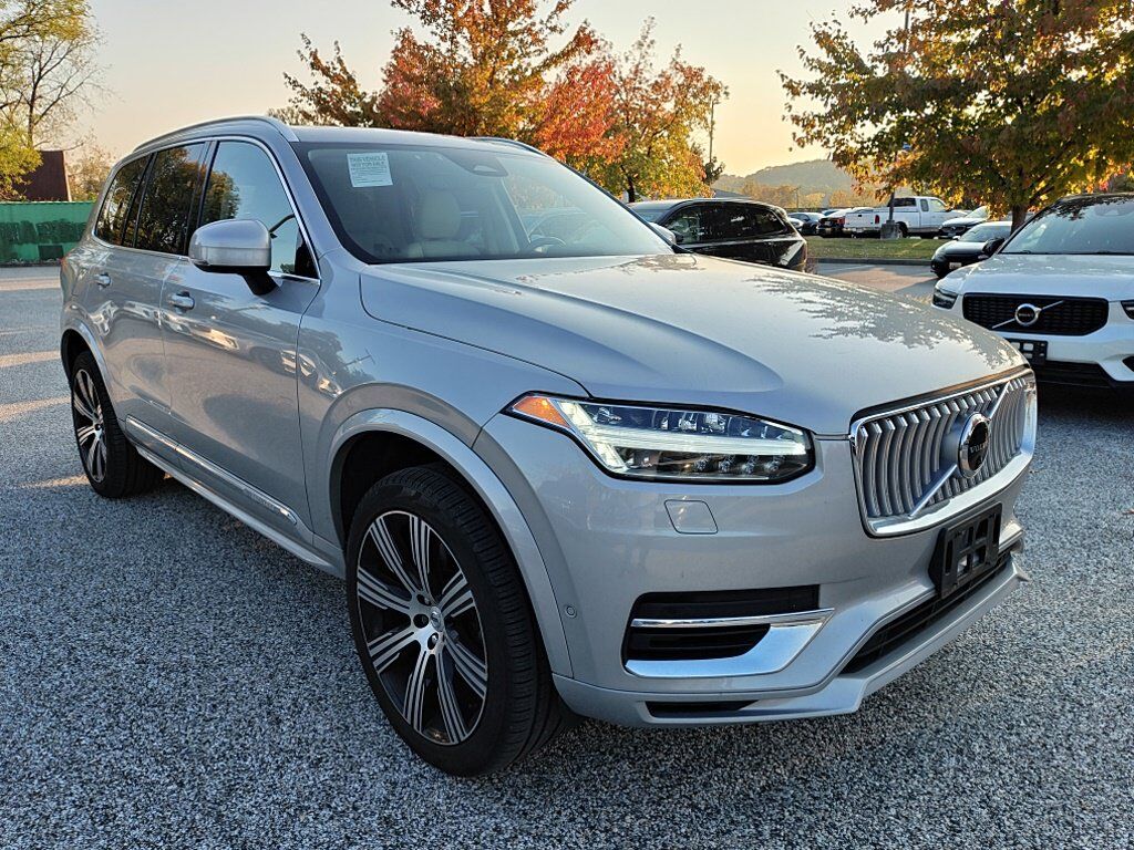 2024 Volvo XC90 Recharge Plug-In Hybrid Ultimate