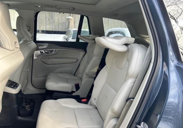 2024 Volvo XC90 Recharge T8 AWD PHEV Hybrid ULTIMATE w/Bowers &amp; Wilkins, Center Walk Seating, Pi Portland OR