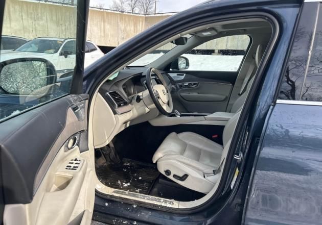 2024 Volvo XC90 Recharge T8 AWD PHEV Hybrid ULTIMATE w/Bowers &amp; Wilkins, Center Walk Seating, Pi Portland OR