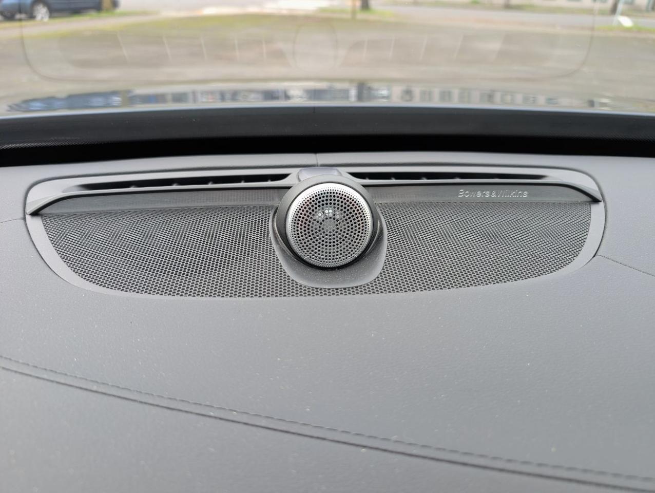 2024 Volvo XC90 Recharge T8 AWD PHEV Hybrid ULTIMATE w/Bowers & Wilkins, Center Walk Seating, Pilot Assist, 4 Heated Seats & Portland OR