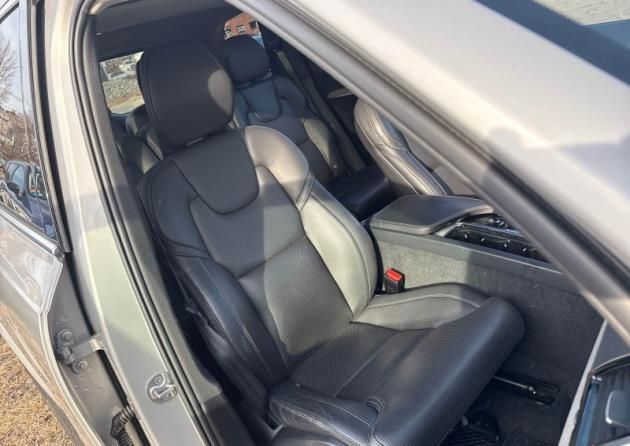 2024 Volvo XC90 Recharge T8 AWD PHEV Hybrid ULTIMATE w/Harman Kardon, Pilot Assist, 360 Cam, 4 Heated Seats & Wheel Portland OR