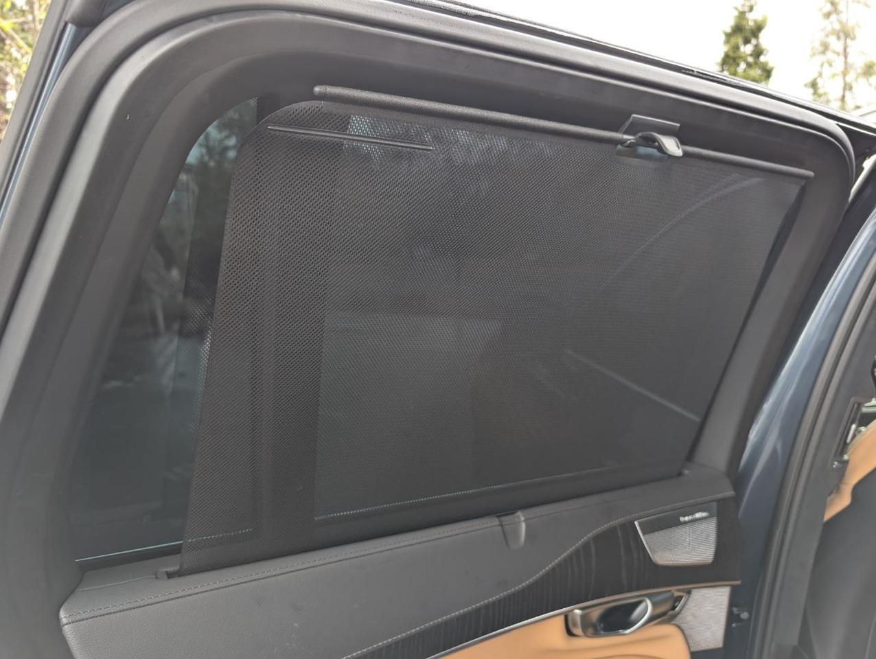 2024 Volvo XC90 Recharge T8 Ext Range ULTIMATE LUX w/Bowers & Wilkins, Pilot Assist, Air Susp, Massage Seats & Cooled Seats Portland OR