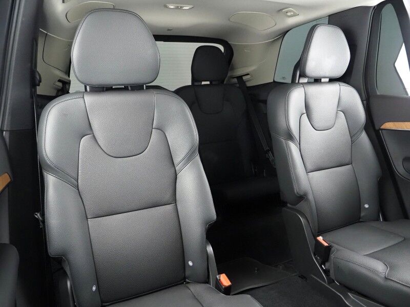 2024 Volvo XC90 Recharge T8 eAWD Plug-In Hybrid Plus *NAVIGATION, ADAPTIVE CRUISE, SAFETY ALERTS, 360 VIEW CAMERAS, PANORAMA MOONROOF, LEATHER, HEATED SEATS/STEERING, REMOTE START, 21 INCH WHEELS, HARMAN/KARDON, APPLE CARPLAY Round Rock TX