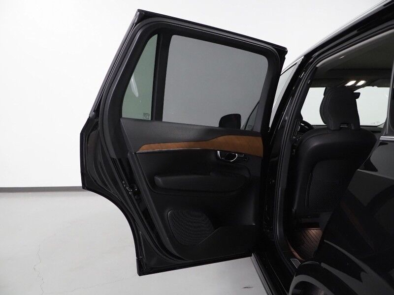 2024 Volvo XC90 Recharge T8 eAWD Plug-In Hybrid Plus *NAVIGATION, ADAPTIVE CRUISE, SAFETY ALERTS, 360 VIEW CAMERAS, PANORAMA MOONROOF, LEATHER, HEATED SEATS/STEERING, REMOTE START, 21 INCH WHEELS, HARMAN/KARDON, APPLE CARPLAY Round Rock TX