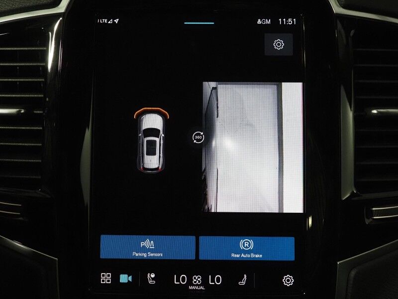 2024 Volvo XC90 Recharge T8 eAWD Plug-In Hybrid Plus *NAVIGATION, ADAPTIVE CRUISE, SAFETY ALERTS, 360 VIEW CAMERAS, PANORAMA MOONROOF, LEATHER, HEATED SEATS/STEERING, REMOTE START, 21 INCH WHEELS, HARMAN/KARDON, APPLE CARPLAY Round Rock TX