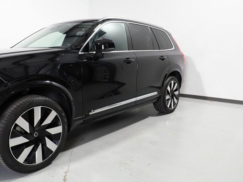2024 Volvo XC90 Recharge T8 eAWD Plug-In Hybrid Plus *NAVIGATION, ADAPTIVE CRUISE, SAFETY ALERTS, 360 VIEW CAMERAS, PANORAMA MOONROOF, LEATHER, HEATED SEATS/STEERING, REMOTE START, 21 INCH WHEELS, HARMAN/KARDON, APPLE CARPLAY Round Rock TX