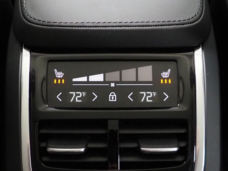 2024 Volvo XC90 Recharge T8 eAWD Plug-In Hybrid Plus *NAVIGATION, ADAPTIVE CRUISE, SAFETY ALERTS, 360 VIEW CAMERAS, PANORAMA MOONROOF, LEATHER, HEATED SEATS/STEERING, REMOTE START, 21 INCH WHEELS, HARMAN/KARDON, APPLE CARPLAY Round Rock TX