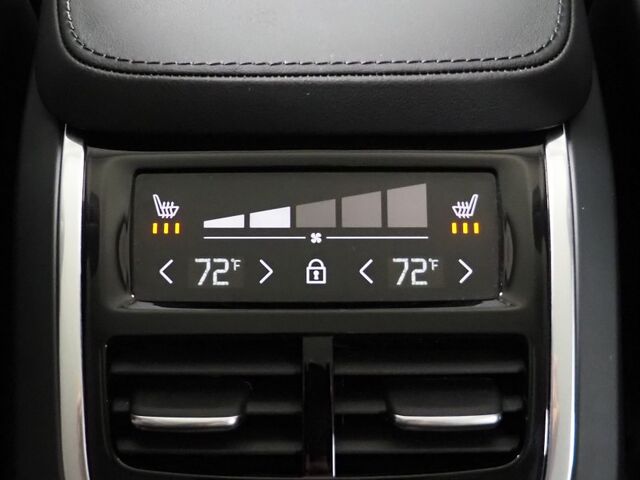2024 Volvo XC90 Recharge T8 eAWD Plug-In Hybrid Plus *NAVIGATION, ADAPTIVE CRUISE, SAFETY ALERTS, 360 VIEW CAMERAS, PANORAMA MOONROOF, LEATHER, HEATED SEATS/STEERING, REMOTE START, 21 INCH WHEELS, HARMAN/KARDON, APPLE CARPLAY Round Rock TX