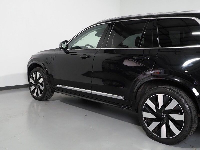 2024 Volvo XC90 Recharge T8 eAWD Plug-In Hybrid Plus *NAVIGATION, ADAPTIVE CRUISE, SAFETY ALERTS, 360 VIEW CAMERAS, PANORAMA MOONROOF, LEATHER, HEATED SEATS/STEERING, REMOTE START, 21 INCH WHEELS, HARMAN/KARDON, APPLE CARPLAY Round Rock TX