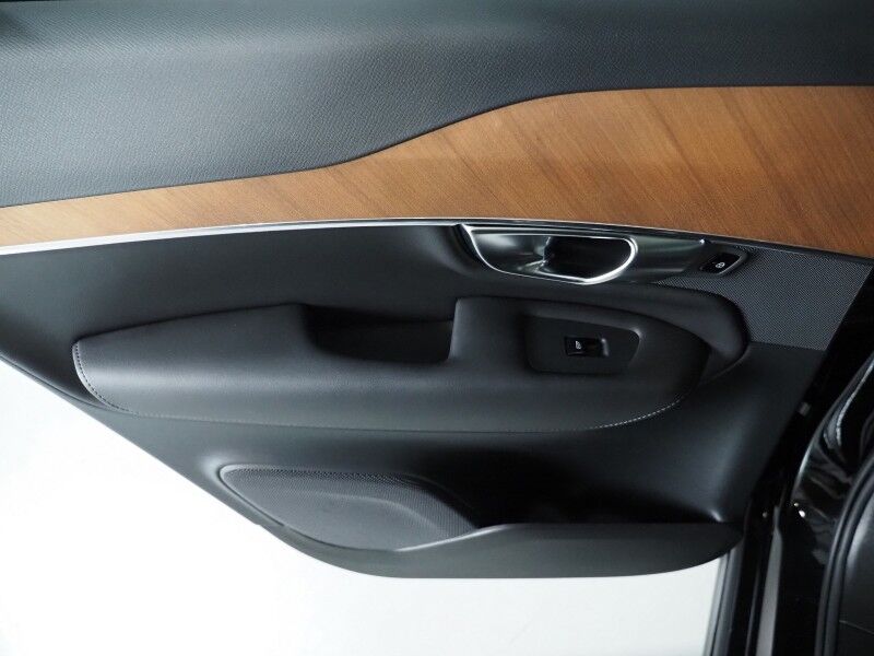 2024 Volvo XC90 Recharge T8 eAWD Plug-In Hybrid Plus *NAVIGATION, ADAPTIVE CRUISE, SAFETY ALERTS, 360 VIEW CAMERAS, PANORAMA MOONROOF, LEATHER, HEATED SEATS/STEERING, REMOTE START, 21 INCH WHEELS, HARMAN/KARDON, APPLE CARPLAY Round Rock TX